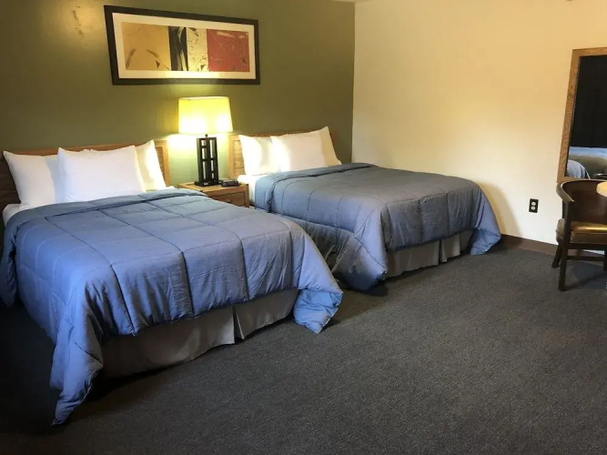 Hilltop Lodge