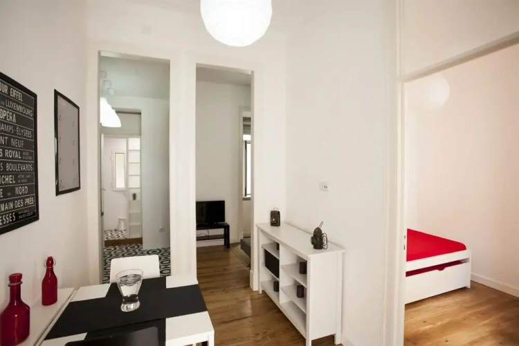 1 Bedroom Apartment