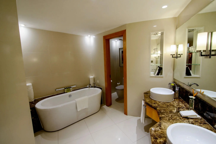 Lagos Continental Hotel photo 10