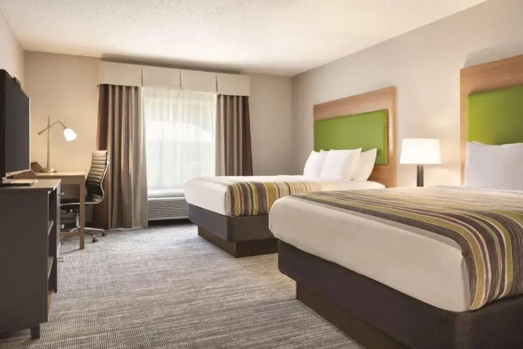 Standard Quadruple room