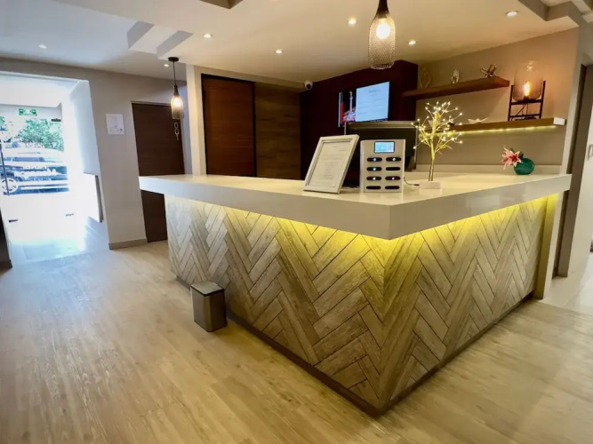 Hotel Monarca