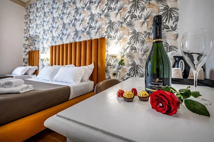 Deluxe Triple room