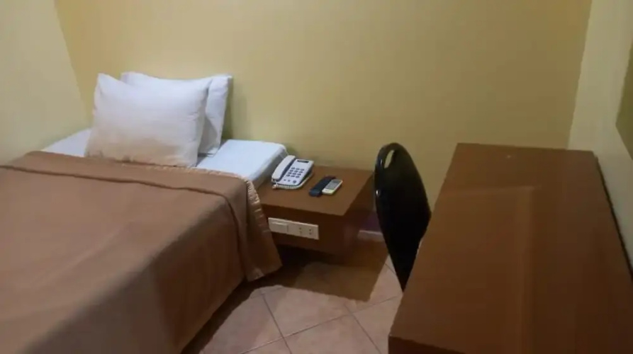 OYO 902 Comfy Inn Manila