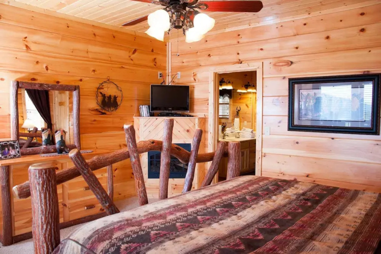 WESTERN SKY - 2 Br Cabin