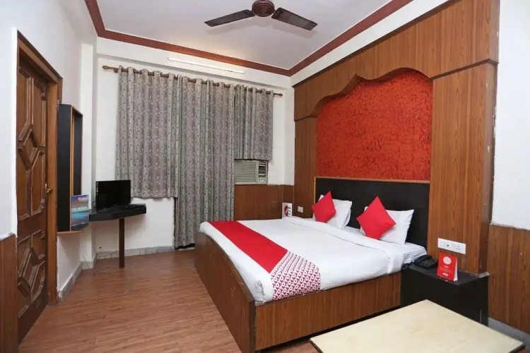 Hotel Dolphin