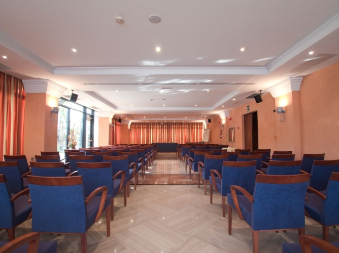 Zentral Center Hotel - Adults Only photo 19