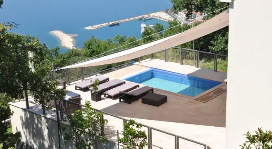Villa Maranata