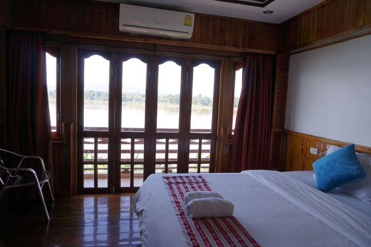 Suksomboon Hotel Chiangkhan