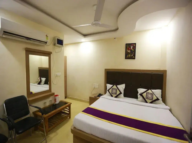 OYO 8883 Hotel Comfort Zone