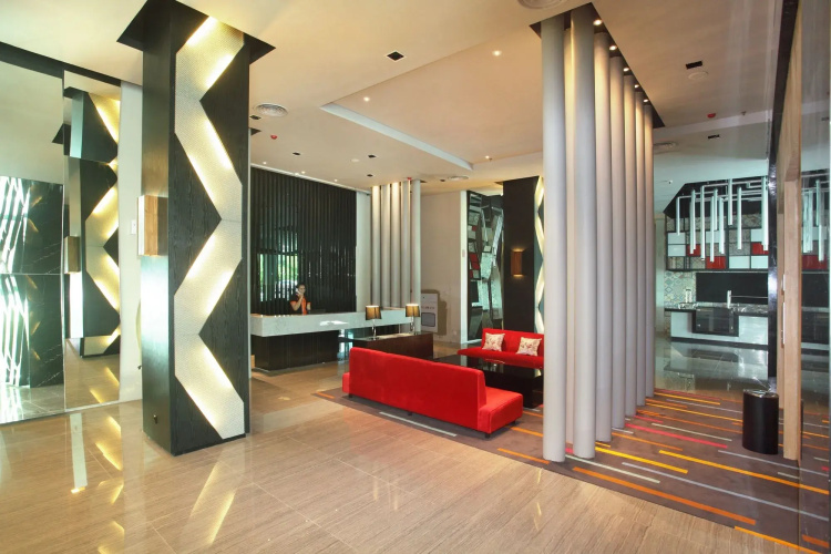 Cabin Hotel