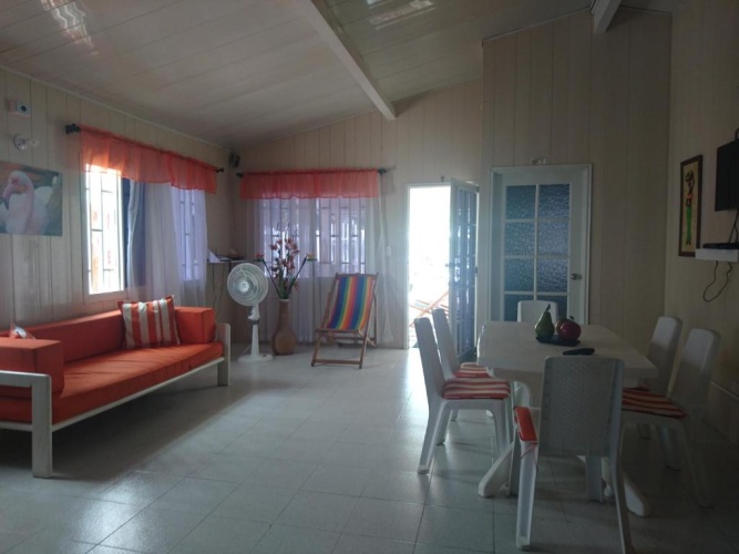 4 Bedrooms Cottage