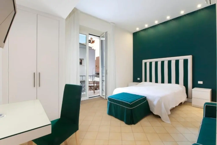 Deluxe Double room with balcony