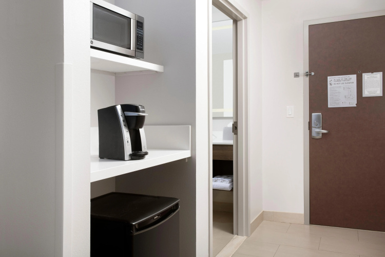 Holiday Inn Express Jacksonville Beach photo 23