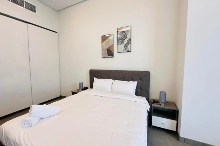Spacious Studio Apartment Palm View with Big Balcony Free Parking by Belvilla