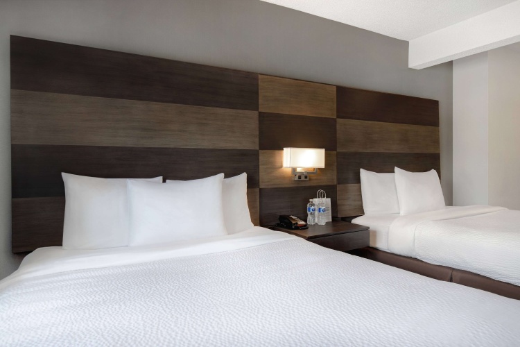 Days Inn by Wyndham Calgary South photo 6
