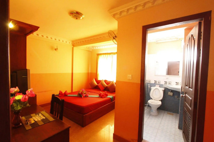 Adan World Hostel