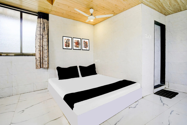 Hotel O Ambedkar Chowk Ulhasnagar