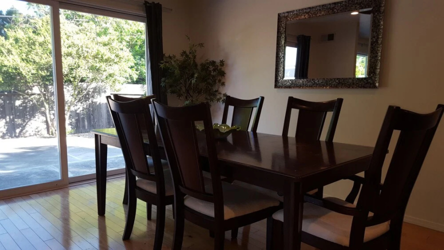 Gala Apple 3br 2ba