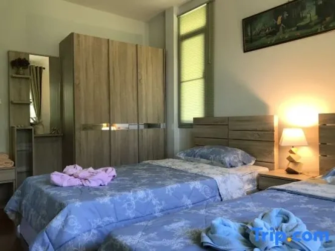 Twin Villa