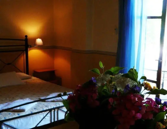 Alexandros Studios & Apartments