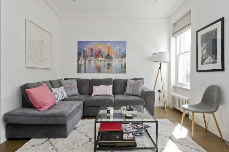 4-bed Flat With Amazing Balcony Views
