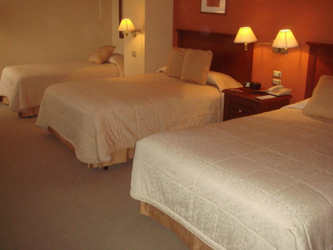 Hotel Emperador