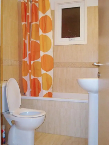 Flat 2 Bedrooms Oroklini
