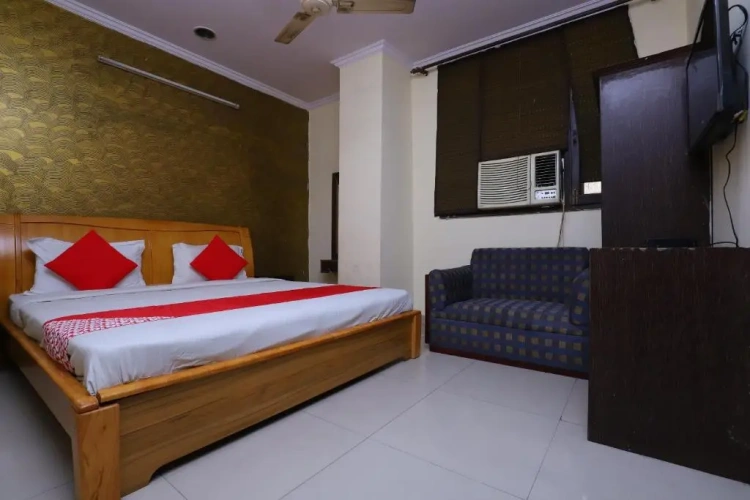 Deluxe Triple room