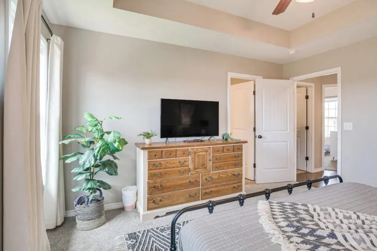 Pool Access, Grill & Gazebo: Ozark Getaway!