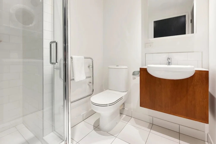 QV Friendly Harbour Apartment - 743