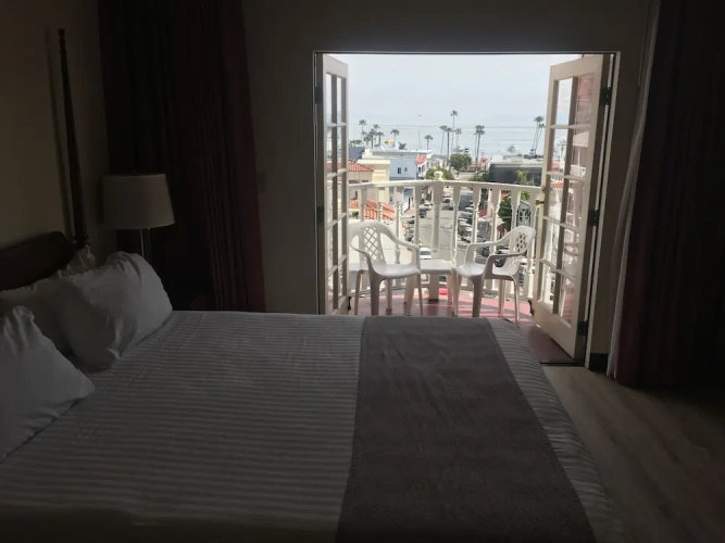 Standard Double room with balcony and with ocean view