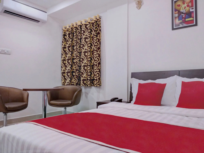 OYO Flagship 117 Hotel Prakash Palace