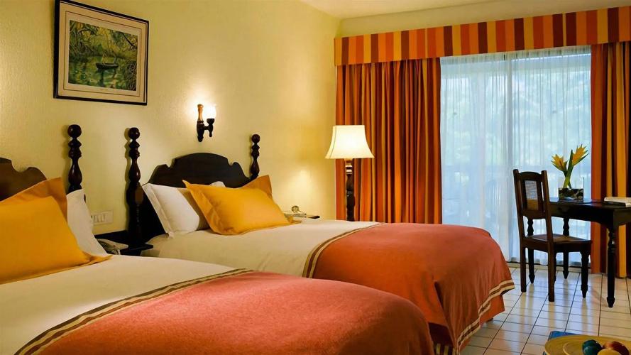 Hotel Bakoua Les Trois Ilets