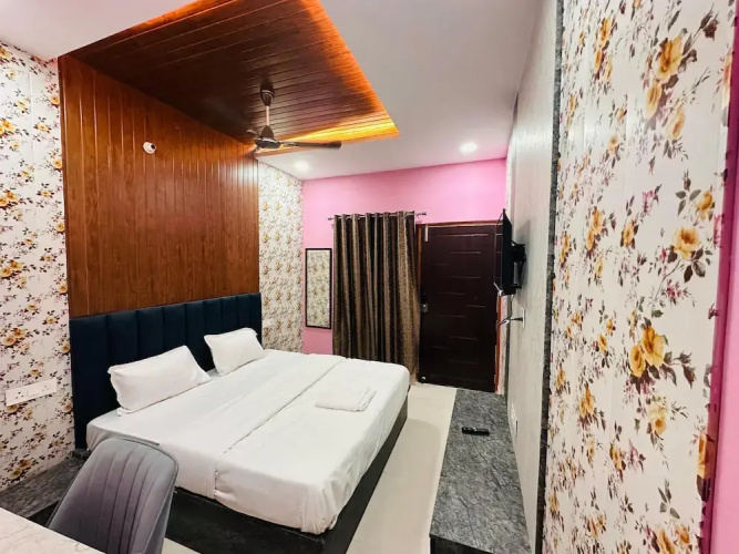 Hotel Airport Suites - Lucknow