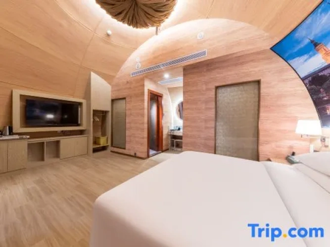 Deluxe Double Suite