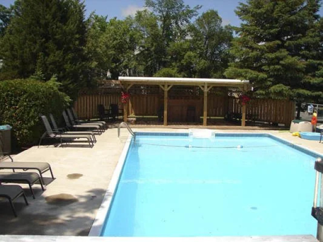 Sunnylea Resort