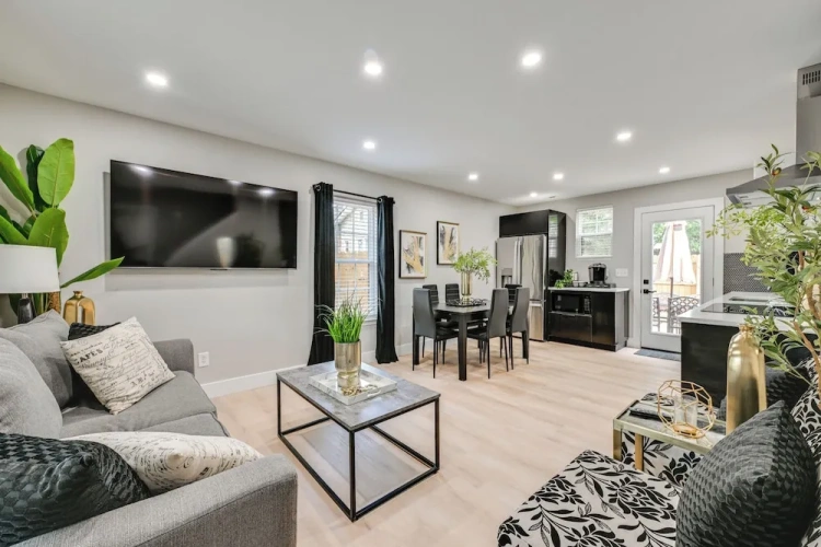 3 Bedrooms Cottage