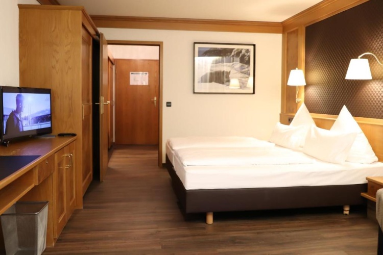 Standard Double room with balcony