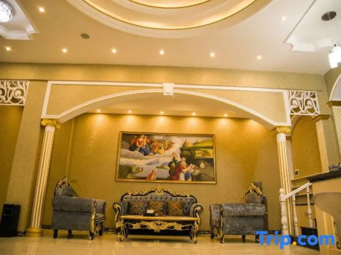 Xingshan Luoma Holiday Hotel