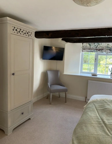 2 Bedrooms Cottage