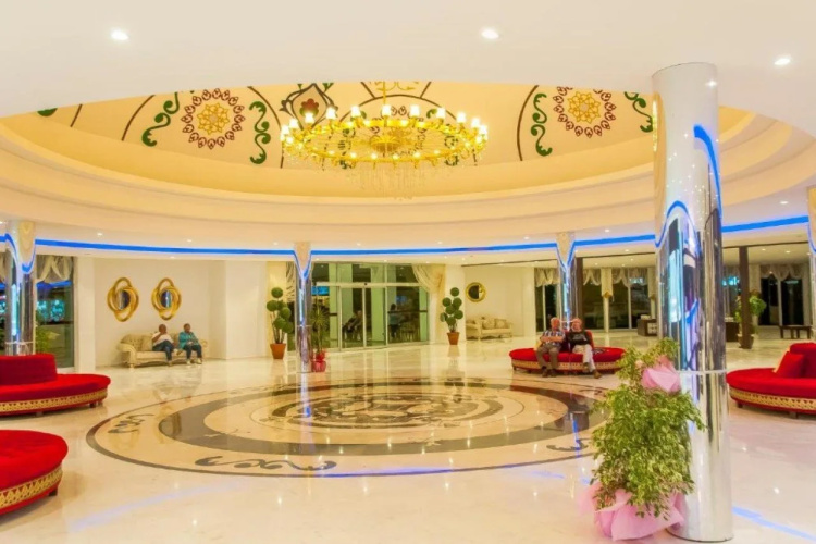 Side Royal Paradise