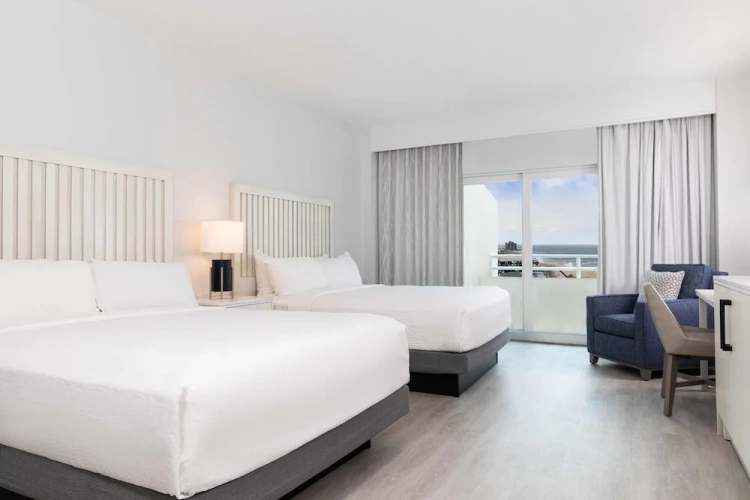 Standard Quadruple room with balcony