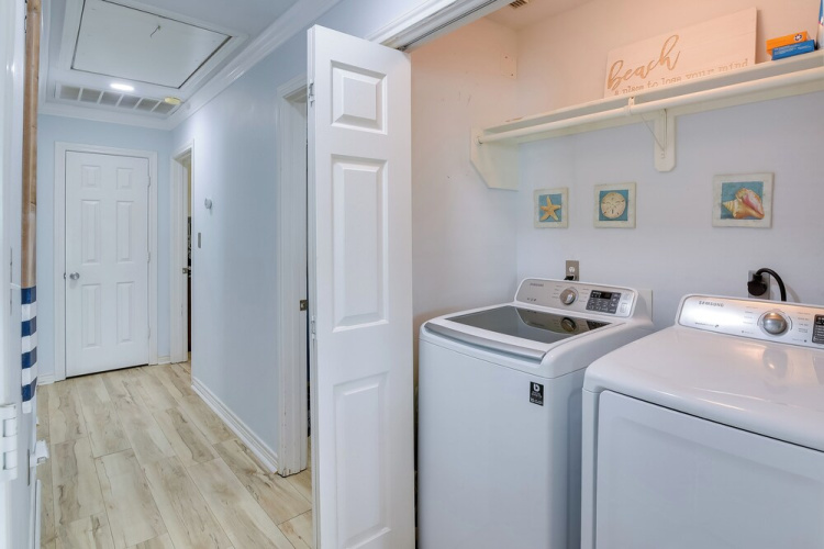 Furnished Patio & Deck: Galveston Escape!