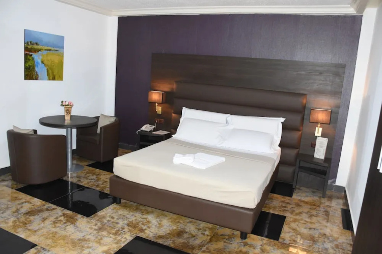 New Heaven Hôtel