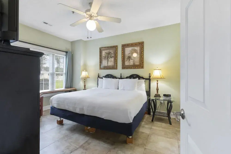 Magnolia North 102