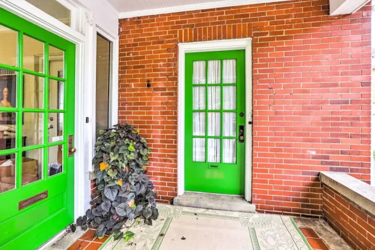 Lovely Apt, 1 Block to Downtown Danville