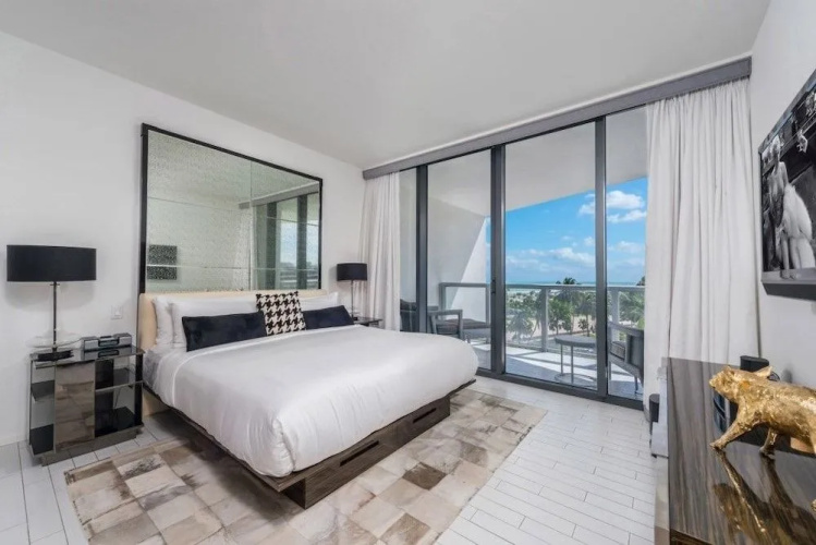 Collins Avenue Condo #90426