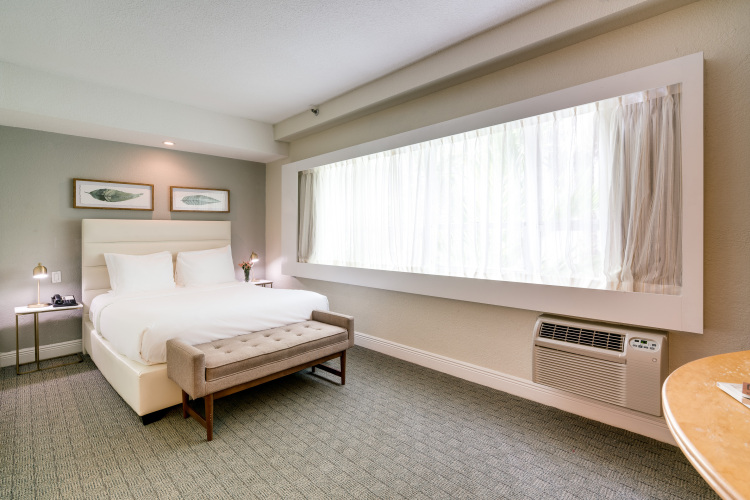 Crest Hotel Suites