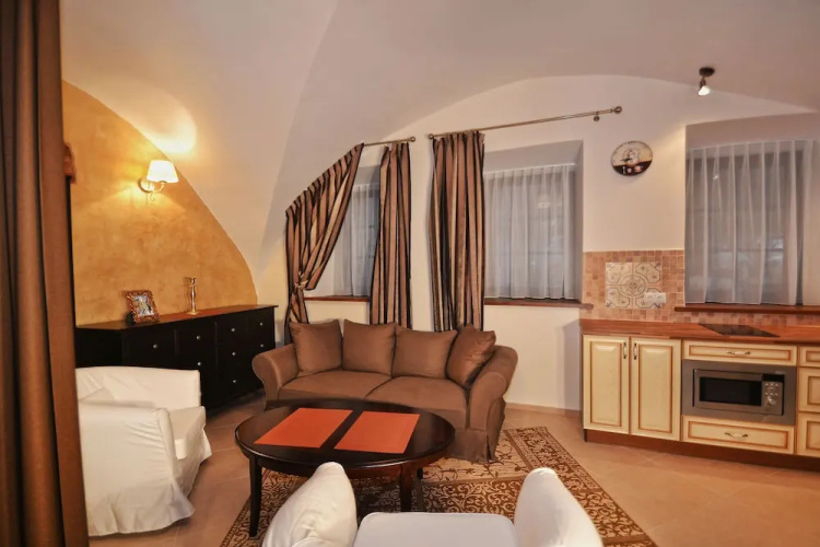 Rentida Studios