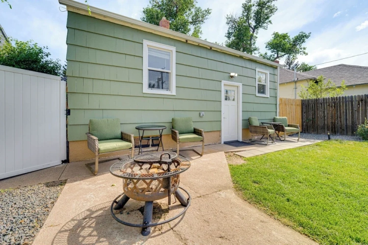 3 Bedrooms Cottage